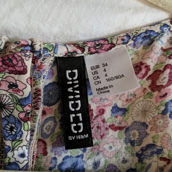 H&M Floral Dress, Size 4 - Picture 4 of 5